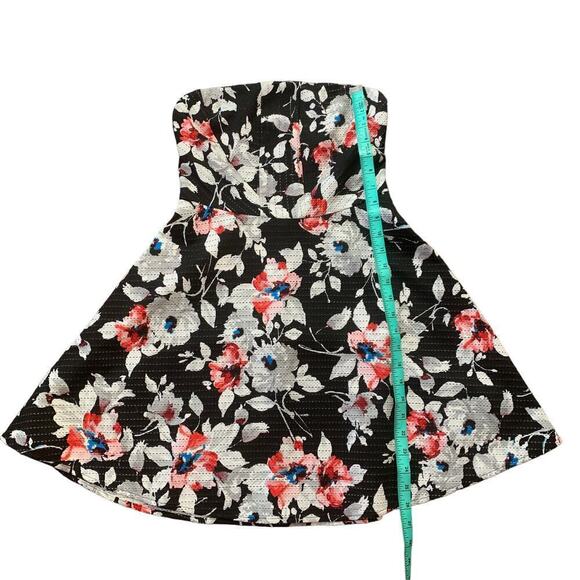 Express Black Strapless Floral Dress | Size 4 - Picture 8 of 10